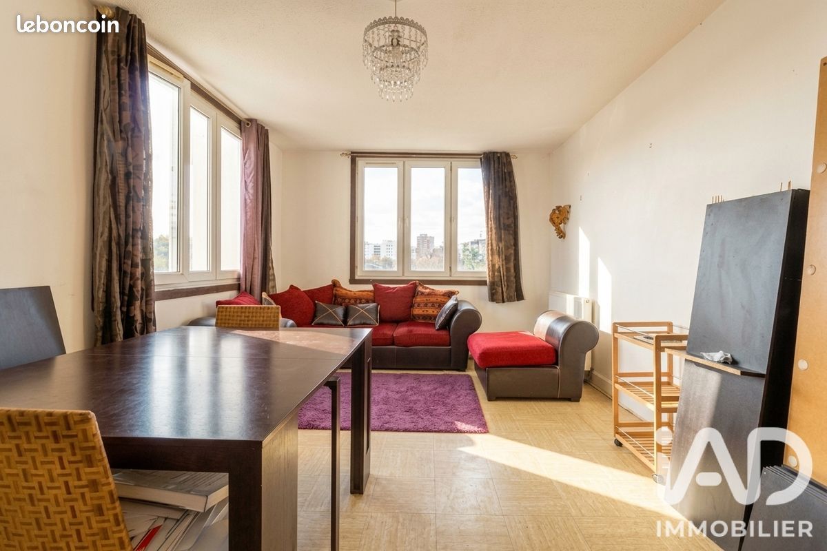 Appartement 3 pièces 64 m² · à Villeneuve-Saint-Georges · 64 m² · 155 000 €
