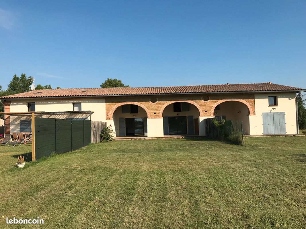 Maison 4 pièces 109 m² · à Grenade · 109 m² · 1 240 €/mois