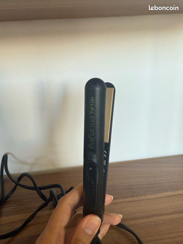 Mini lisseur de voyage DIVA Mini Pro Styling (image 6)