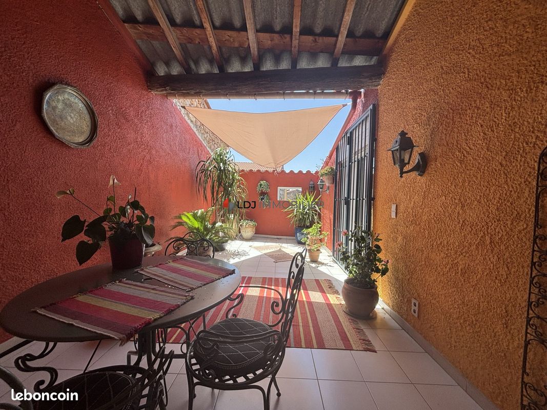 Maison 6 pièces 224 m² · à Rivesaltes · 224 m² · 260 000 €
