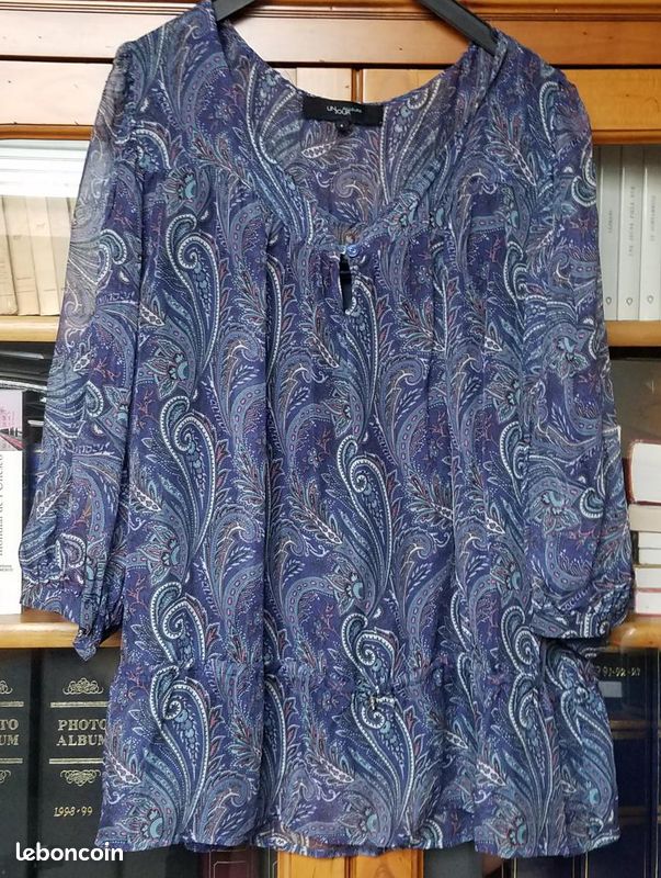 Tres belle blouse un jour ailleurs taille 4 (46/48) (image 1)
