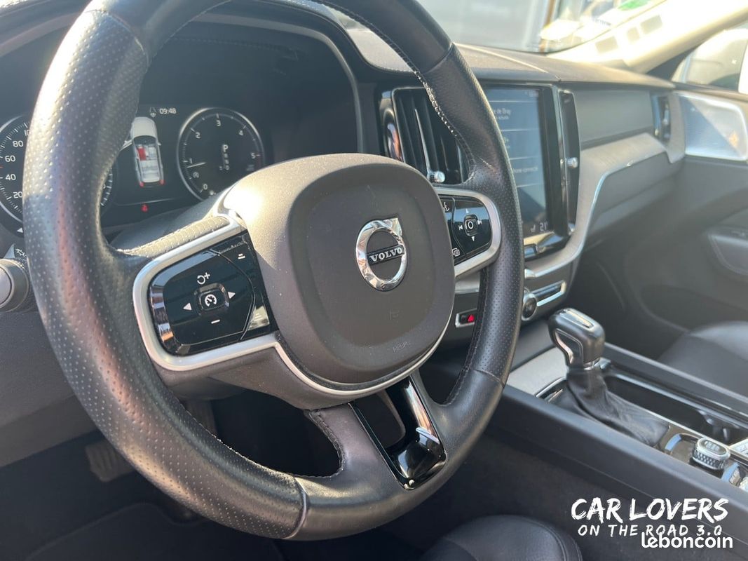VOLVO XC60 D4 AdBlue 190 ch Geartronic 8 Inscription Luxe (image 23)