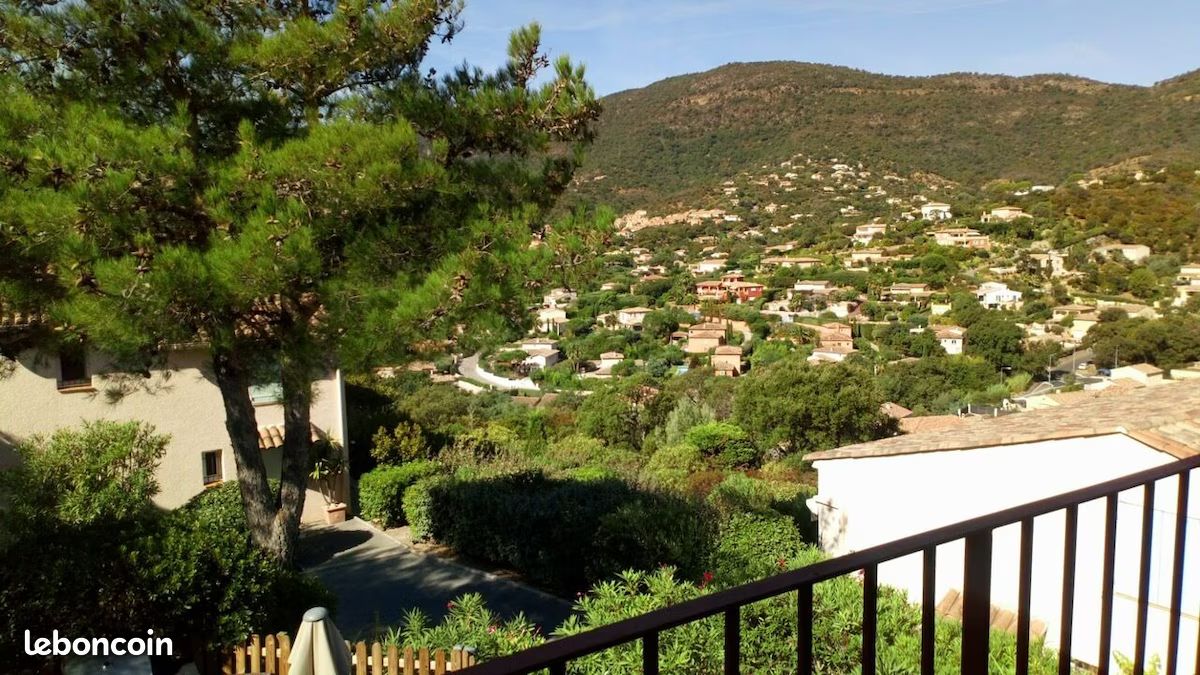 Appartement 3 pièces 44 m² · à Cavalaire-sur-Mer · 44 m² · 279 000 €