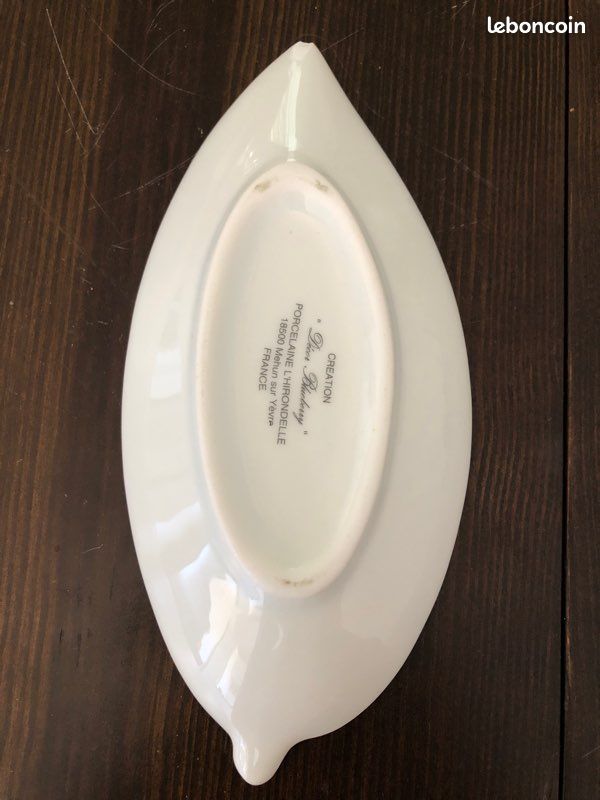 Coupelle ou beurrier en porcelaine (image 2)