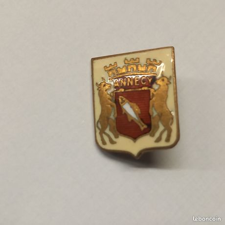 Broche d'employé vintage - France