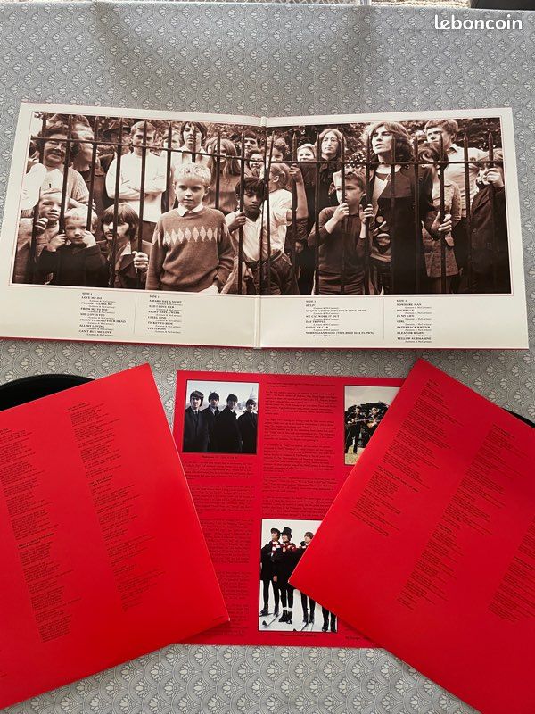 Album double vinyle Beatles rouge 1962 1966 (image 2)