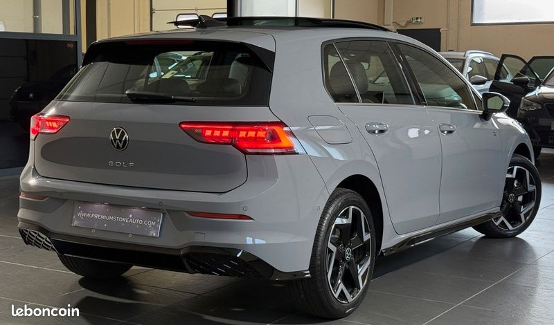 Volkswagen Golf 8.5 1.5 TSi 160 DSG7 R-LINE 22.900 HT PRIX SPECIAL VENTE EXPORT ALGERIE/TUNISIE (image 5)