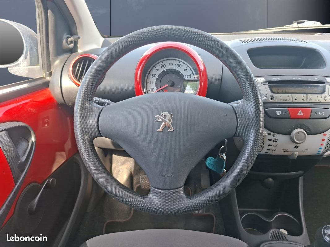 Peugeot 107 1.0 70 ch Serie-64 /Entretien complet (image 16)