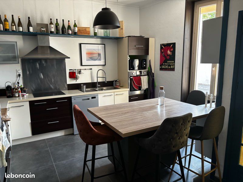 Maison 5 pièces 140 m² · à Cognac · 140 m² · 1 070 €/mois