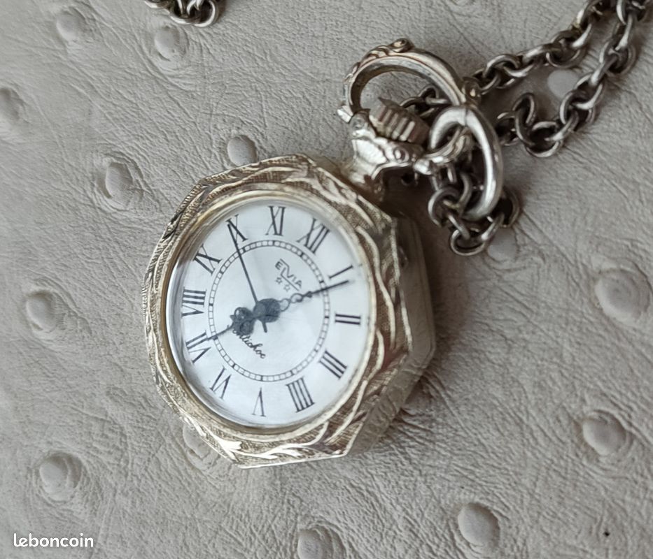 Montre-pendentif Vintage Elvia En Argent - Petit Modèle - Occasion
