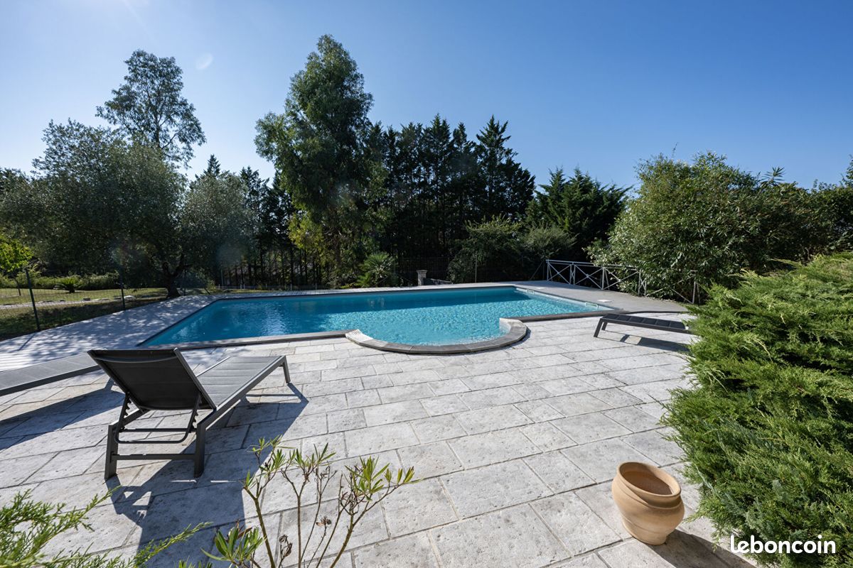 Maison 5 pièces 154 m² · à Casteljaloux · 154 m² · 395 000 €