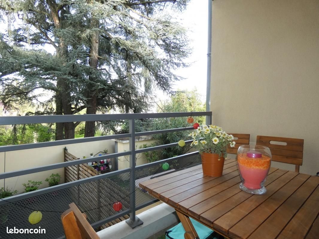 Appartement 2 pièces 44 m² · à Oullins-Pierre-Bénite · 44 m² · 871 €/mois