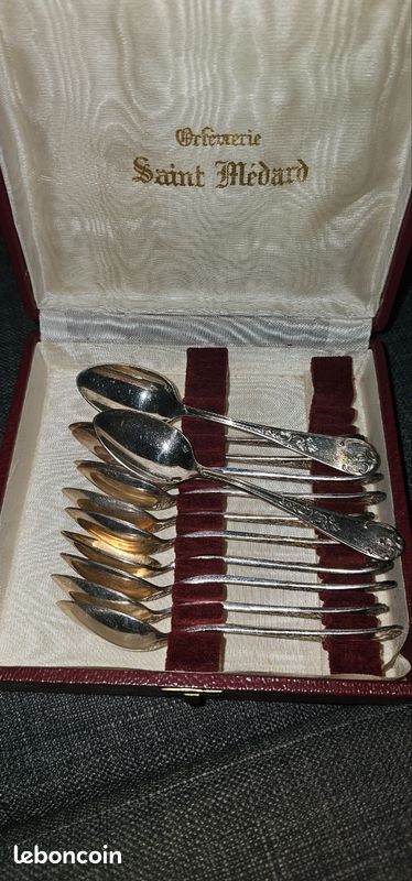 12 Cuillères à Table Métal Argenté Saint Medard – Modèle Mozart – État Neuf