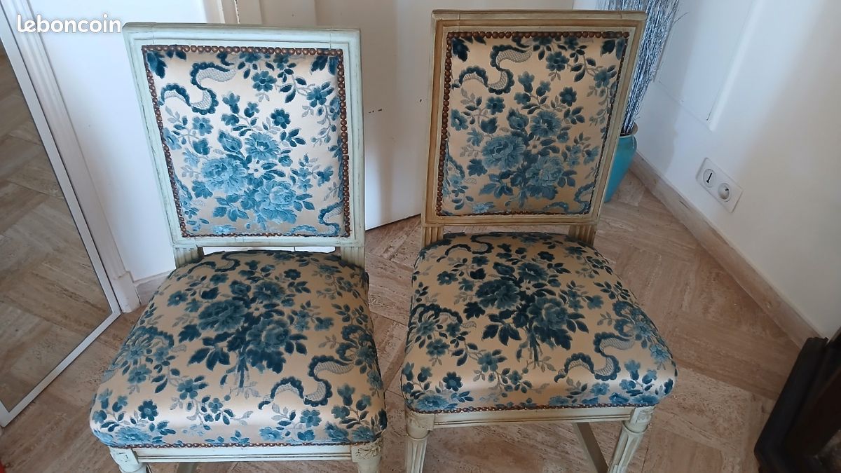 Lot 2 Chaises style Louis XVI (image 1)