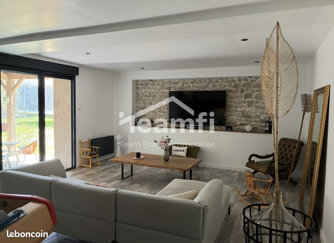 Maison 5 pièces 140 m² · à Janville-en-Beauce · 140 m² · 251 000 €