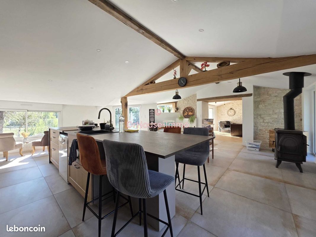 Maison 5 pièces 160 m² · à La Taillée · 160 m² · 361 000 €