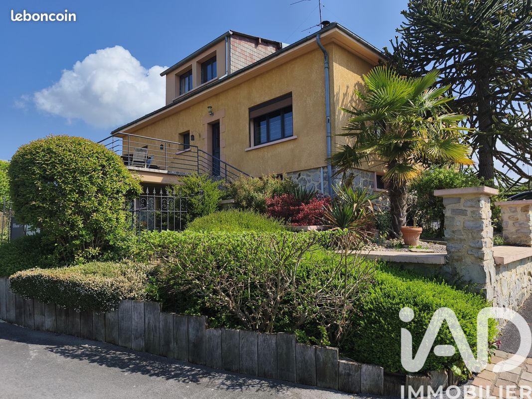 Maison 8 pièces 169 m² · à Vireux-Wallerand · 169 m² · 280 000 €