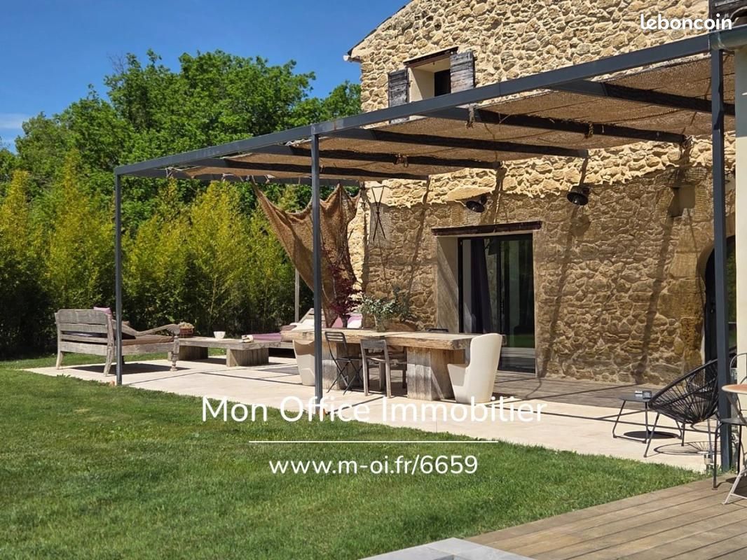 Maison 6 pièces 170 m² · à Vaugines · 170 m² · 1 095 000 €