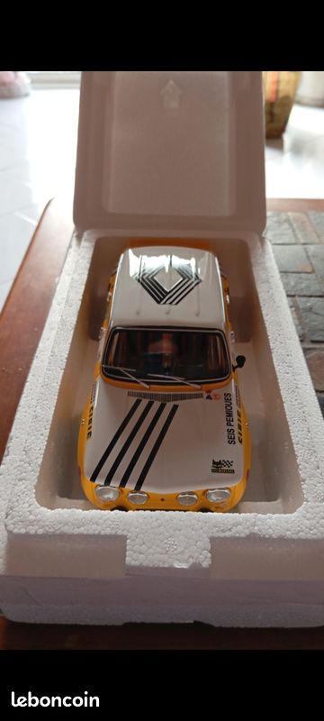 b>renault 8 R8 groupe F rallye ottomobile, otto 1/18</b