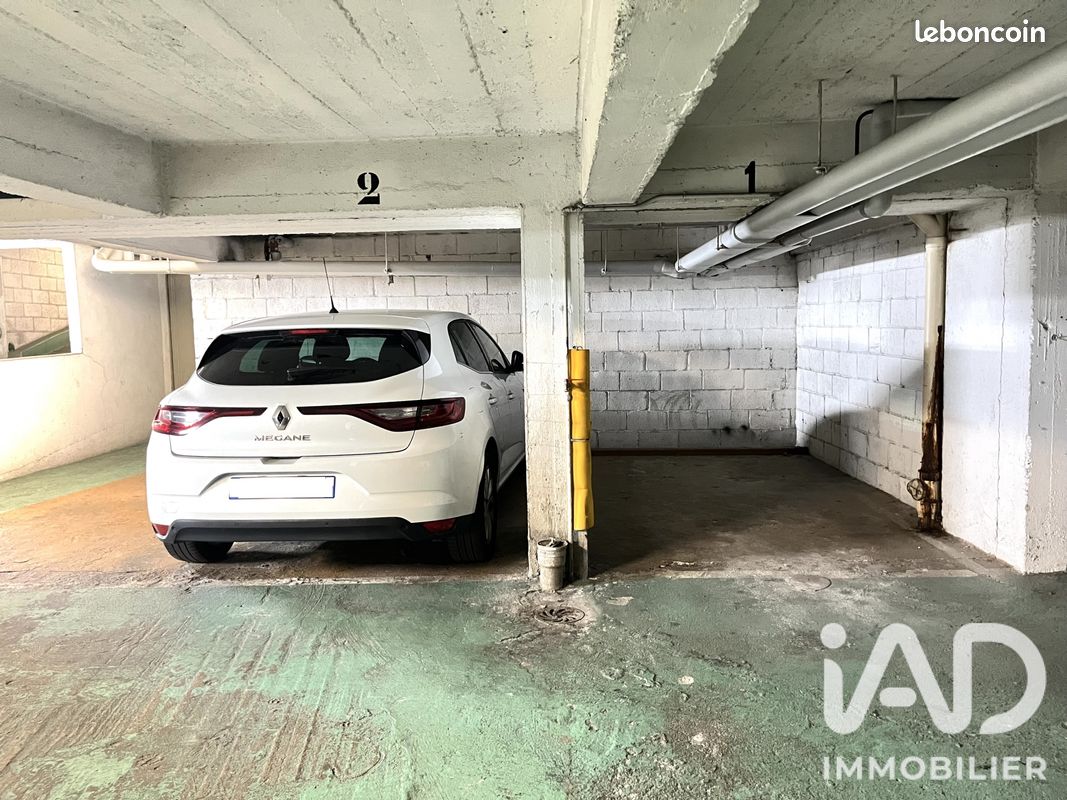 Parking 10 m² · à Paris · 10 m² · 23 000 €