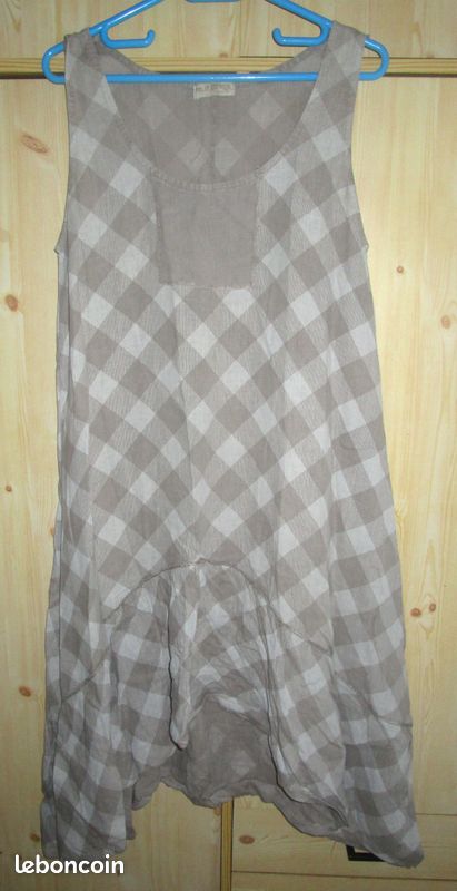 Belle robe en lin marque Talia Benson T.U, (image 1)