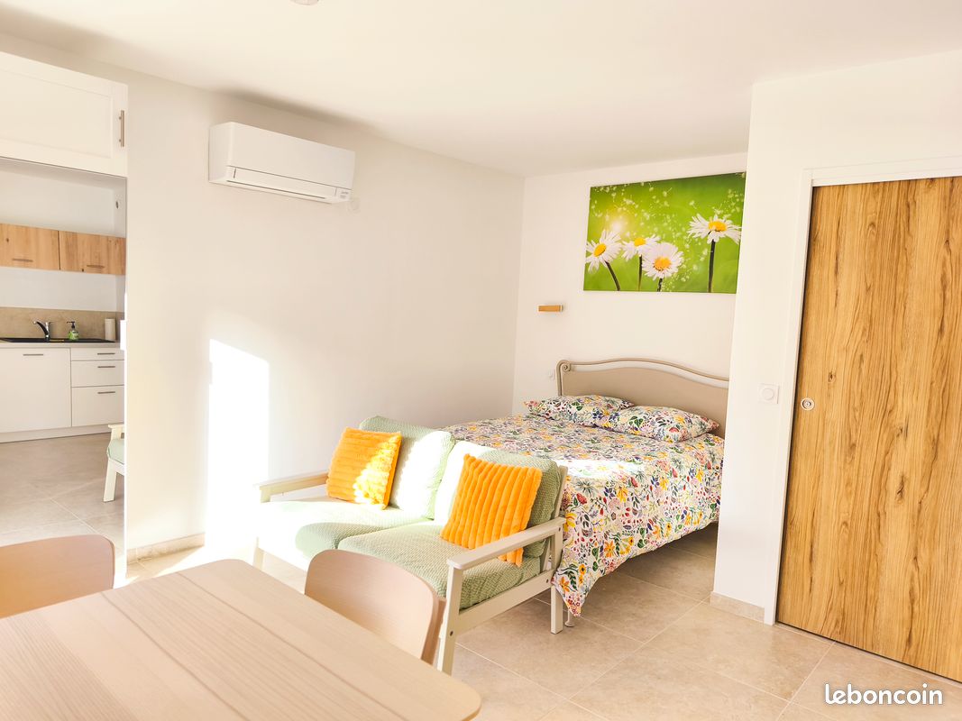 Appartement 1 pièce 23 m² · à Saint-Mitre-les-Remparts · 23 m² · 750 €/mois