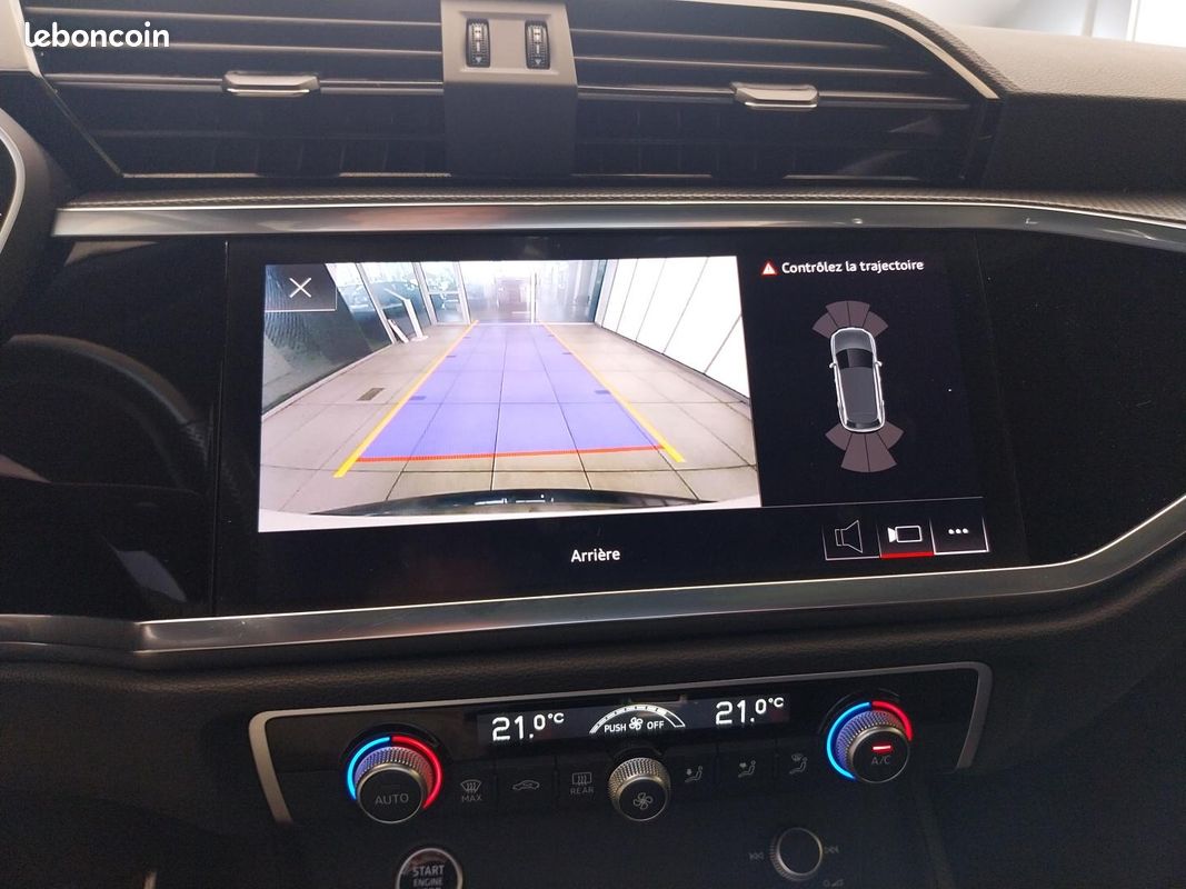 AUDI Q3 45 TFSIe 245 ch S tronic 6 S line (image 29)