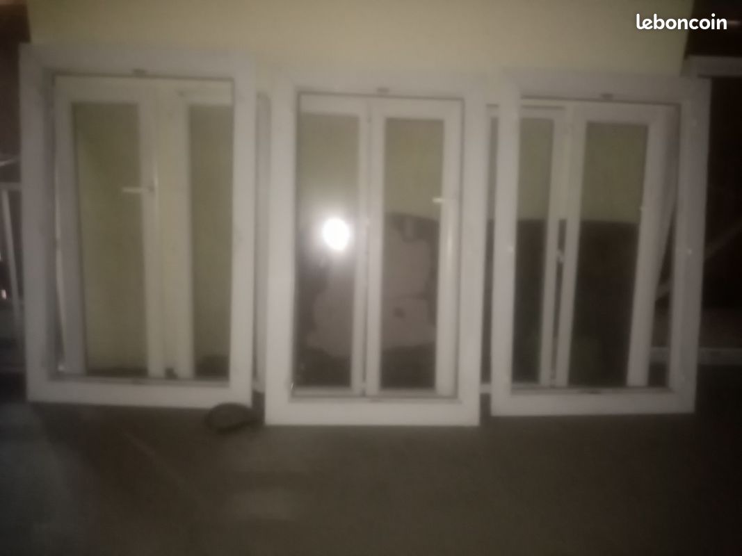 Lot de 3 fenetres pvc (image 1)