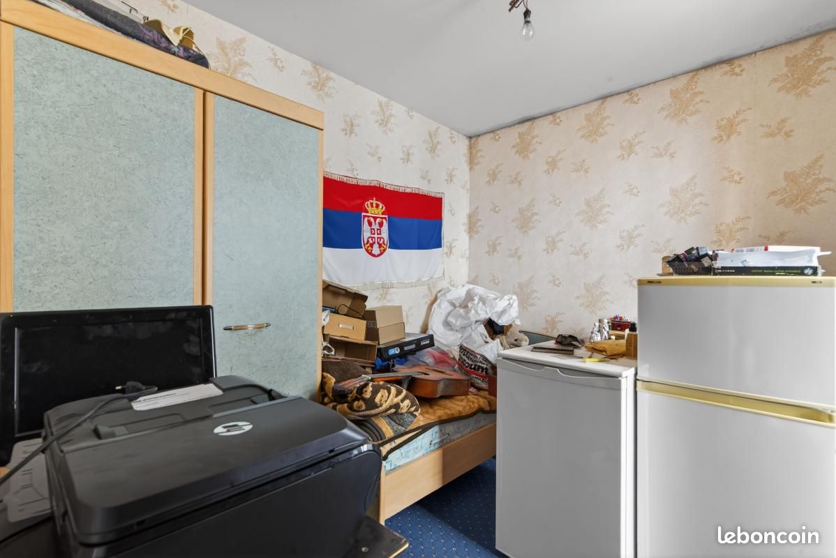 Propriété 5 pièces 222 m² (image 9)