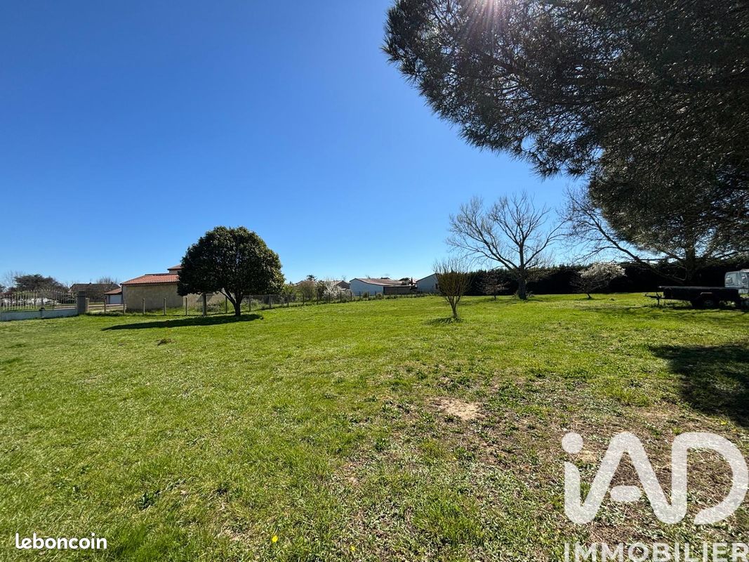 Terrain 864 m² · à Labarthe-sur-Lèze · 864 m² · 121 900 €