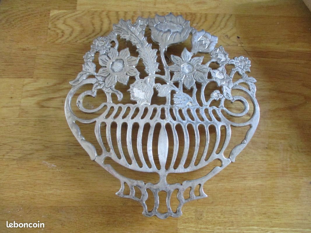 Pièce D'argenterie Fleurs En Argent – CESA 1882 – Fabriqué En Italie – Ensemble D'occasion