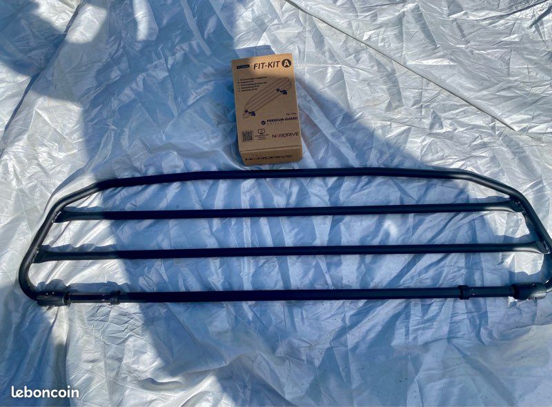 Compartiment à bagages, barrière de protection pour chien, calandre de séparation, porte de sécurité pour animaux de compagnie pour voiture (image 2)