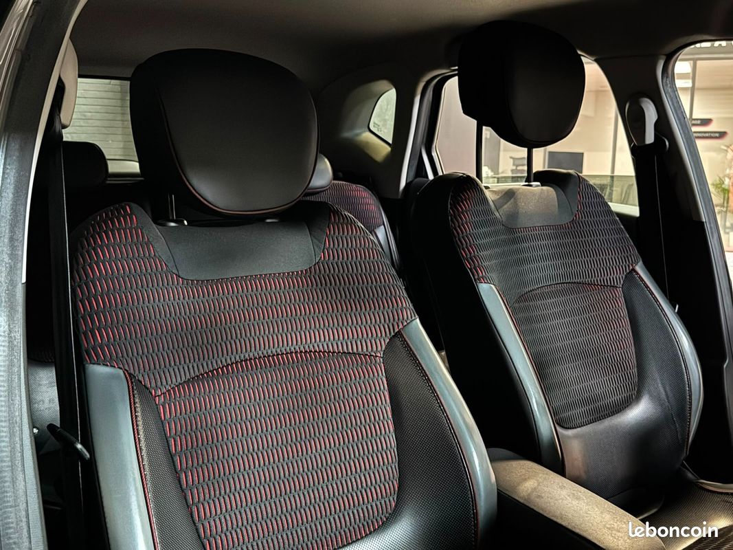 RENAULT CAPTUR TCe 120 SL Helly Hansen EDC (image 13)
