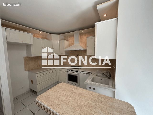 Appartement a louer tassin-la-demi-lune - 2 pièce(s) - 59 m2 - Surfyn