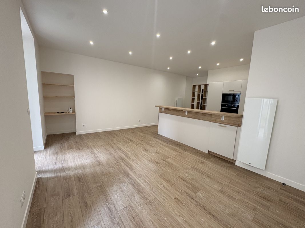 Appartement 3 pièces 65 m² · à Agen · 65 m² · 820 €