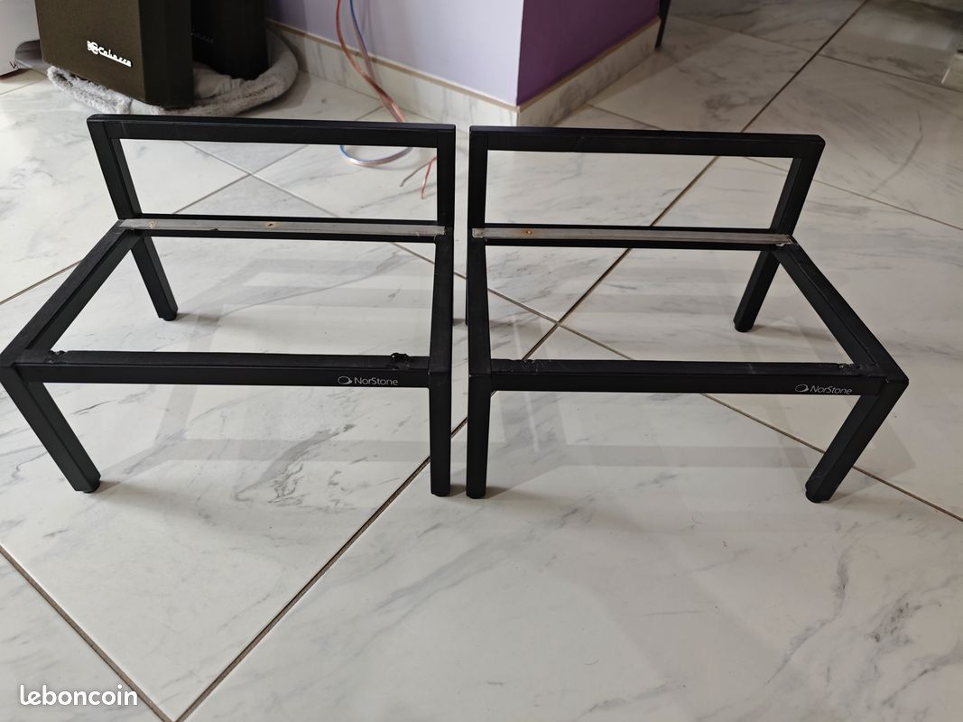 2 Supports Métal Norstone Pour Enceintes - Pieds Pour Enceintes Hi-fi, Occasion, état Fonctionnel