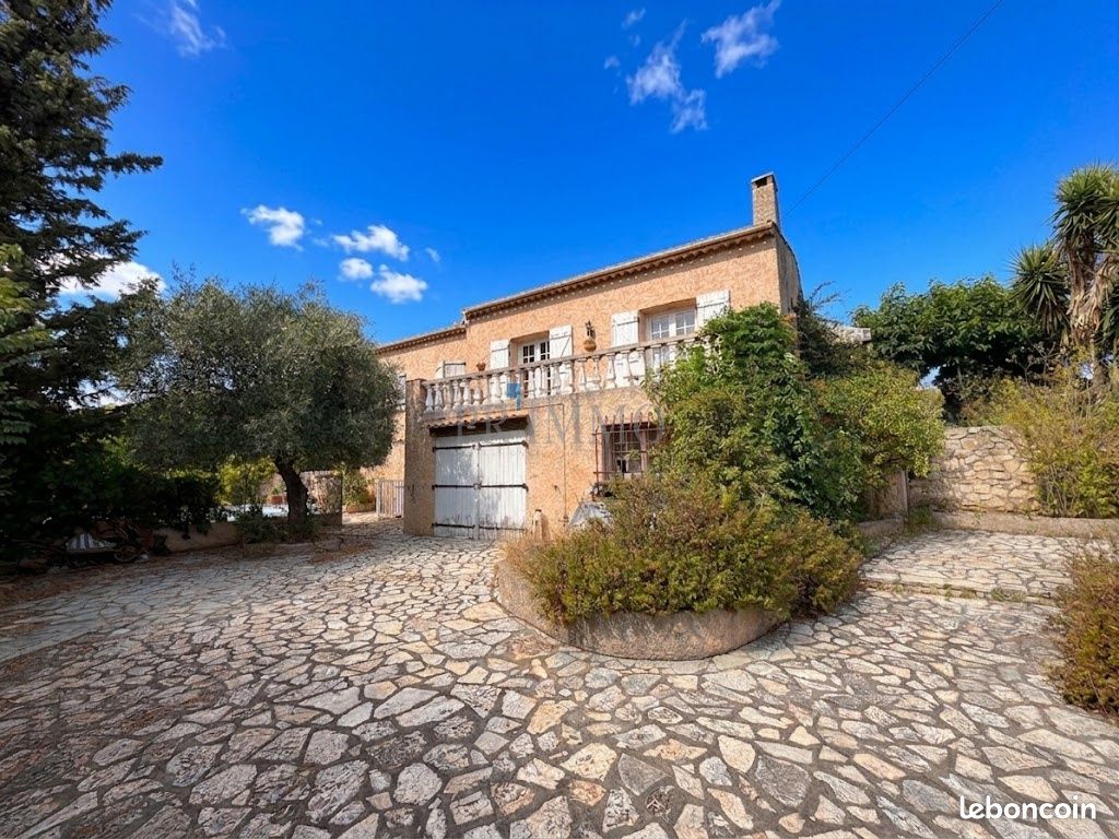 Maison 4 pièces 108 m² · à Fréjus · 108 m² · 526 000 €