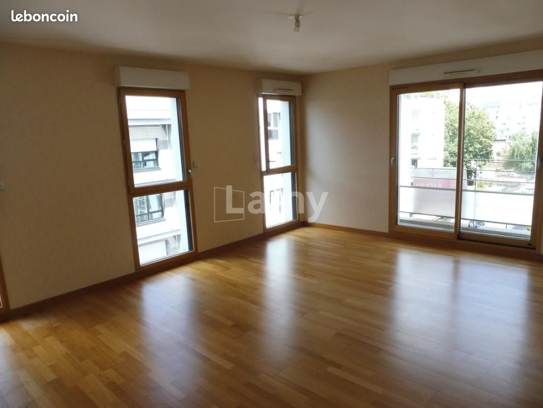 Appartement 3 pièces 70 m² · à Rennes · 70 m² · 907 €/mois