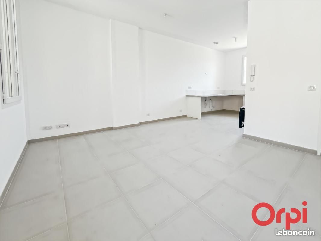 Appartement 2 pièces 43 m² · à Les Pennes-Mirabeau · 43 m² · 1 000 €