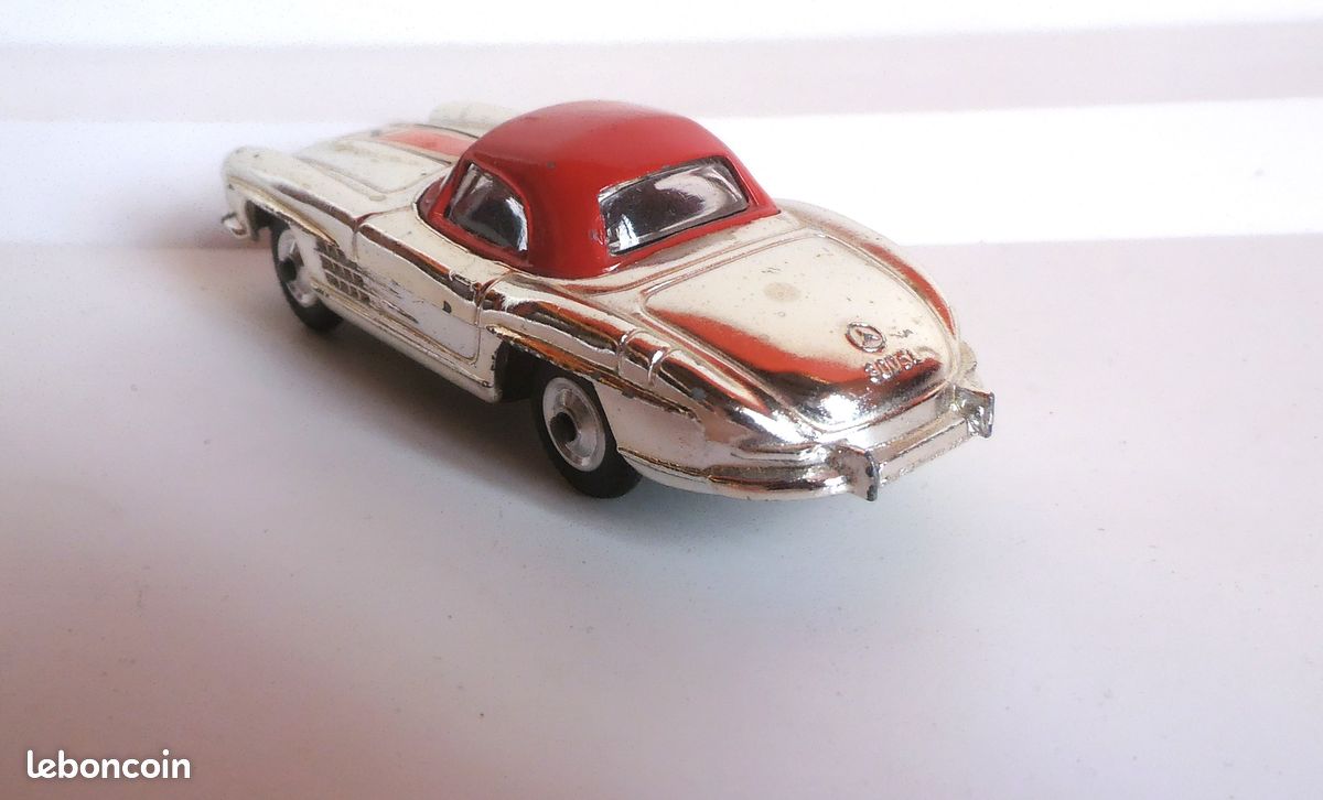 Corgi toys-Mercedes 300sl, blanche, neuf boite, ref 303, Vente aux enchères : Jouets - Trains