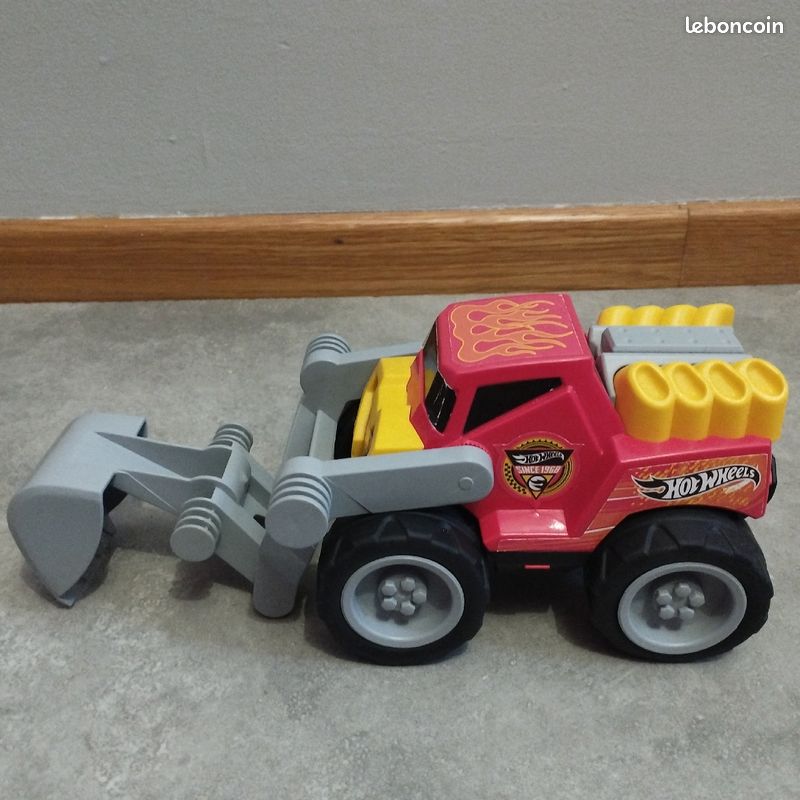 Véhicules hot wheels (image 3)
