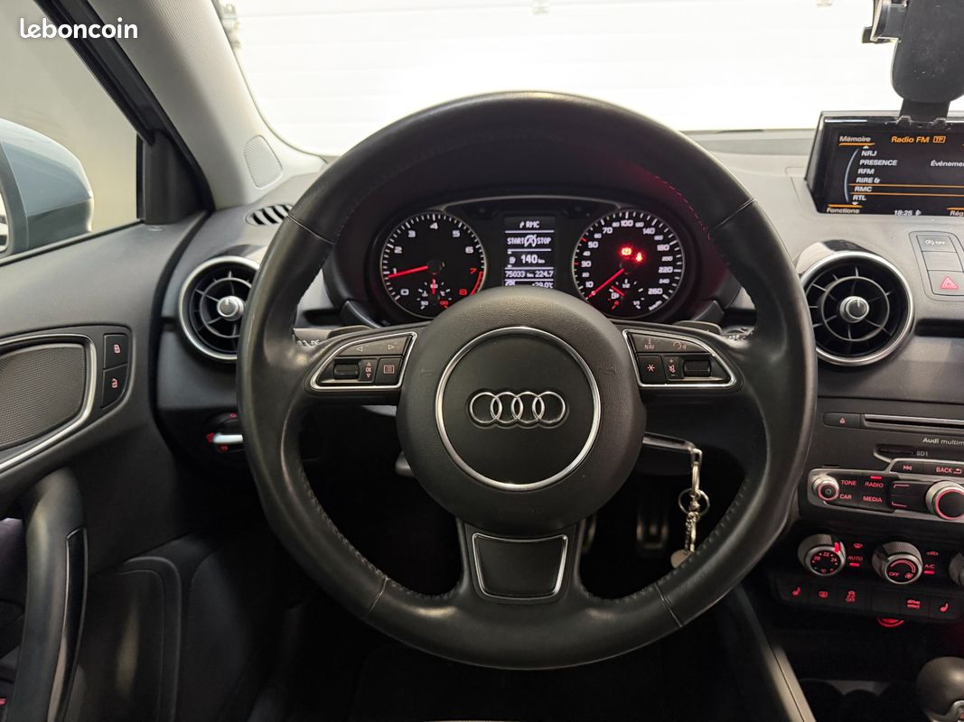 AUDI A1 A1 1.8 TFSI 192 S tronic S line + SIÈGES AV CHAUFFANTS + DRIVE SELECT + RADAR AR + FULL LED (image 13)