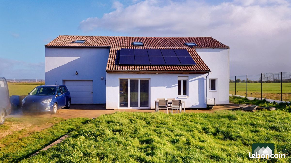 Maison 7 pièces 155 m² · à Courville-sur-Eure · 155 m² · 240 000 €