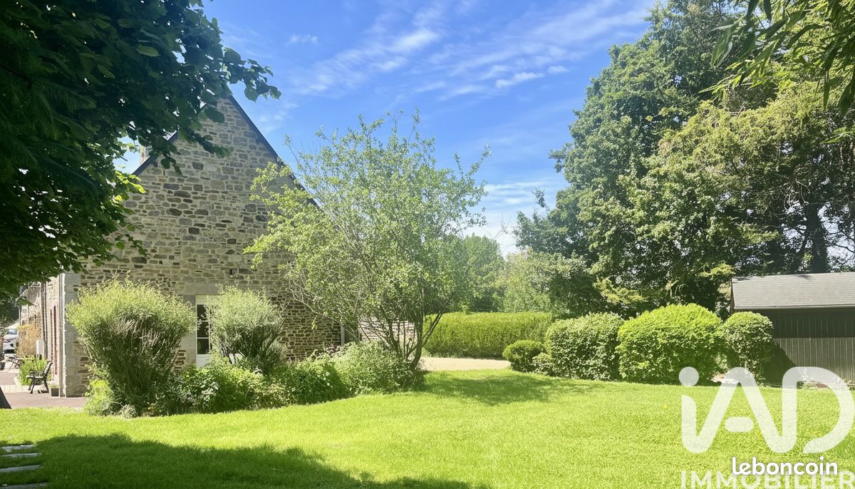 Maison 9 pièces 228 m² · à Miniac-Morvan · 228 m² · 375 000 €