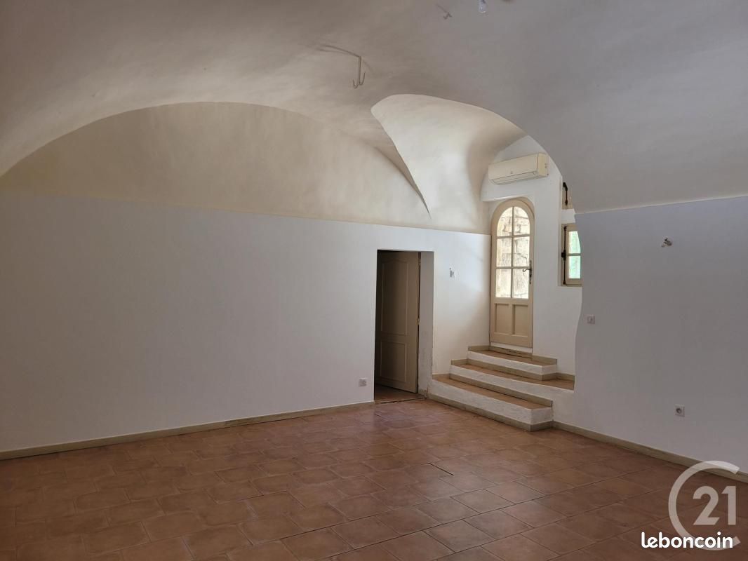 Appartement 2 pièces 81 m² · à Montpezat · 81 m² · 550 €/mois