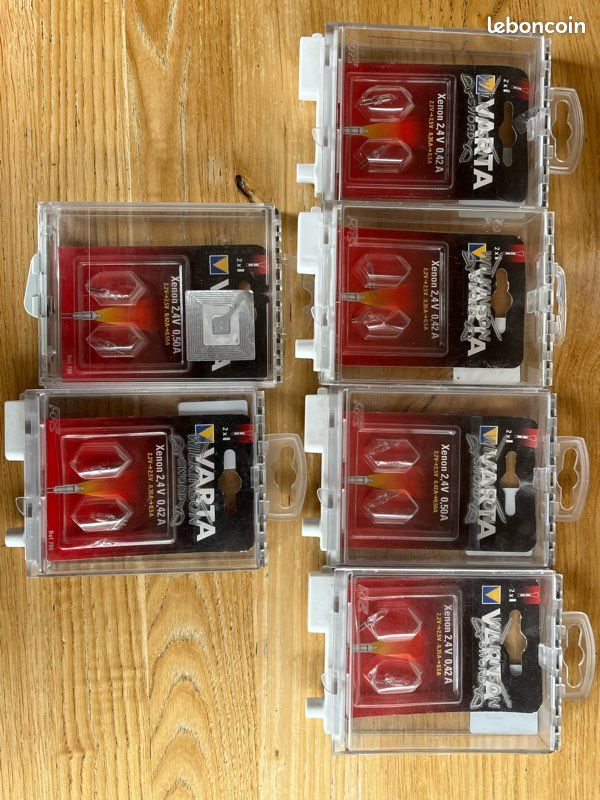 Lot De 2 Ampoules Pour Lampe Torche - 2,4V 500mA - Température 2700K (blanc Chaud)