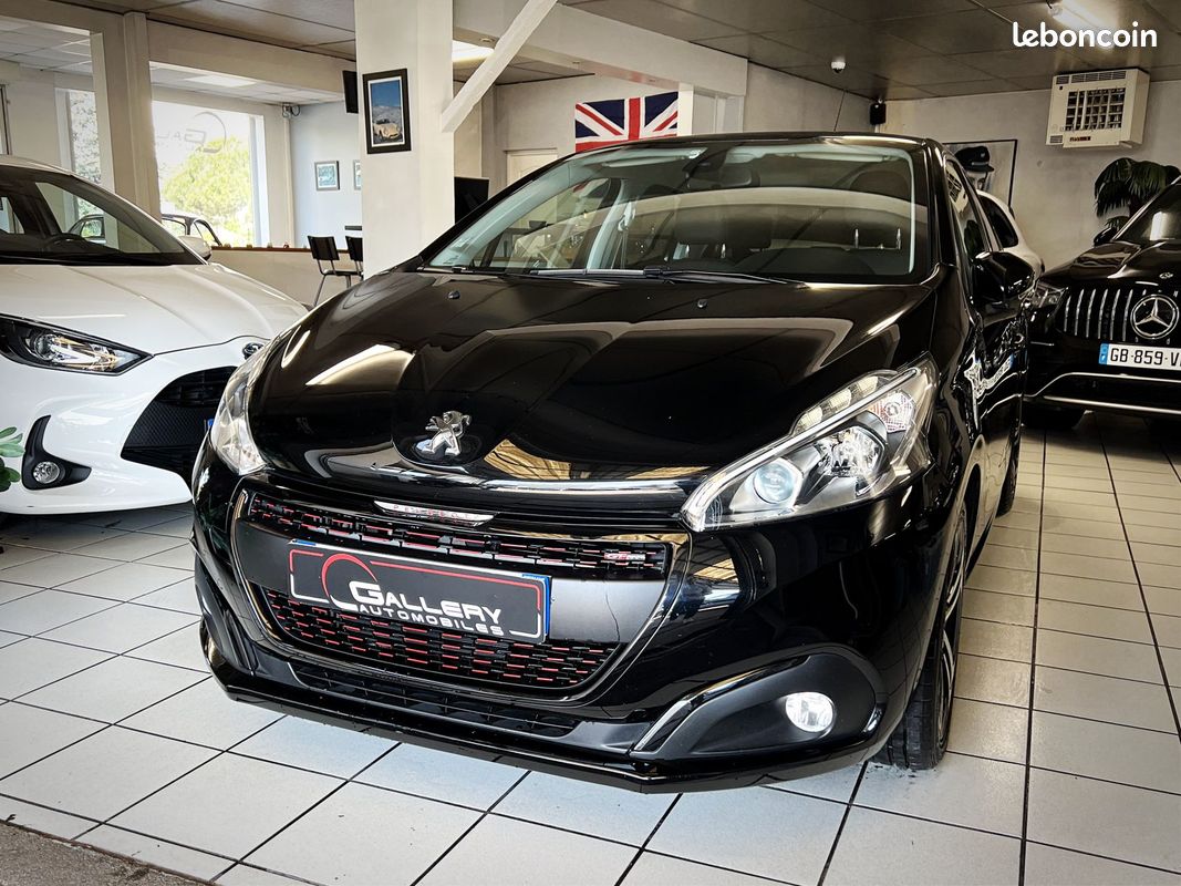 Peugeot 208 1.2 Puretech 110ch GT Line 5p BVM (image 1)