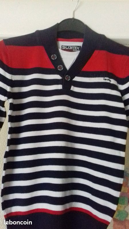 Pull taille 10 ans (image 1)