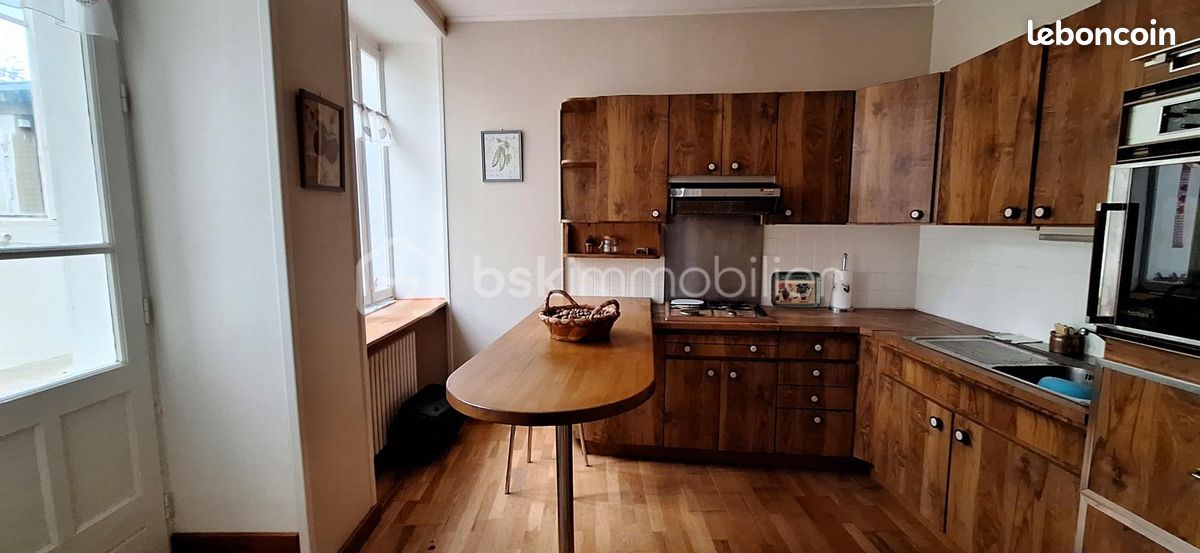 Maison de ville 6 pièces 135 m² - L'Absie 79240 (image principale 3)