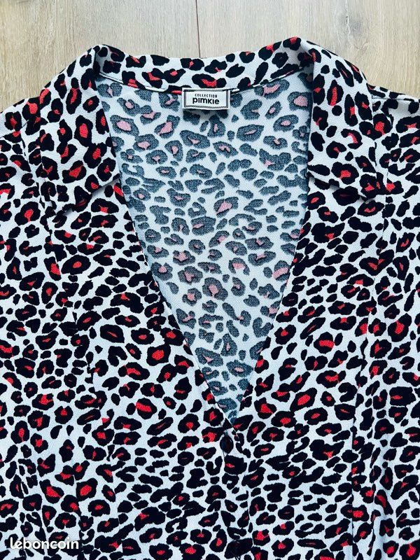 Robe léopard rouge et noir (image 2)